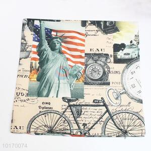 Statue of Liberty linen cushion cover with single-side printing