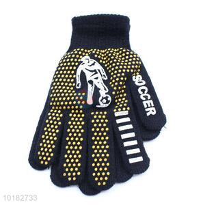 Wholesale sports gloves for daily use