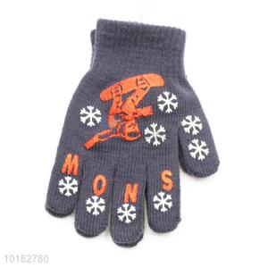 Grey knitted acrylic boy gloves