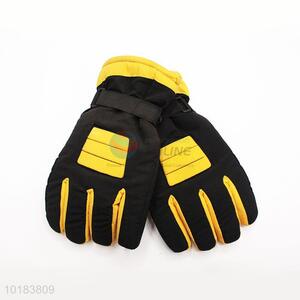 Promotional Black and Yellow Warm Gloves Ski Gloves
