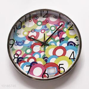 Wholesale New Design Round Shaped Cheap Glass&Plastic Wall Clock