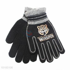 Hottest Professional Customized Gloves With Special Design