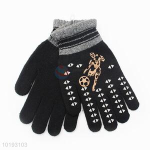 Very Popular Customized Gloves With Special Design