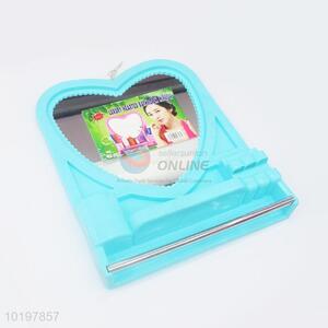 Luxury Hearted Bathroom Mirror for Daily Use