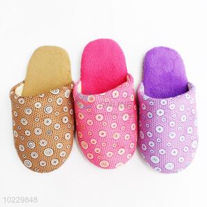 Good useful promotional house winter slippers