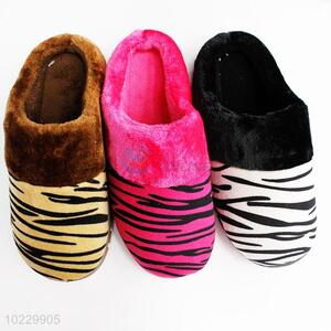 Popular design low price warm winter slippers