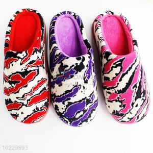 Made in China cheap winter bedroom slippers