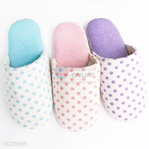 Popular design low price house winter slippers