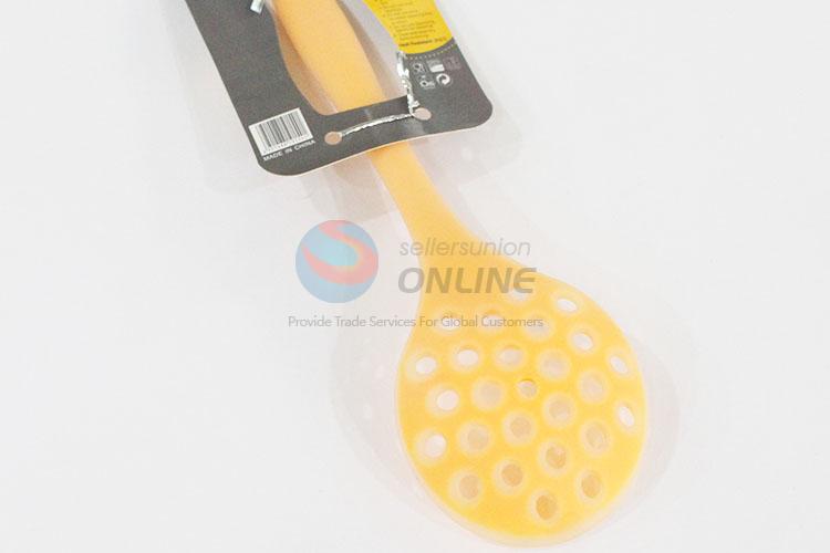 Promotional custom kitchen use silicone leakage ladle