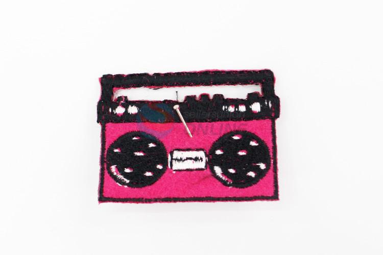 Hot sale sound recorder shape shape embroidery badge brooch