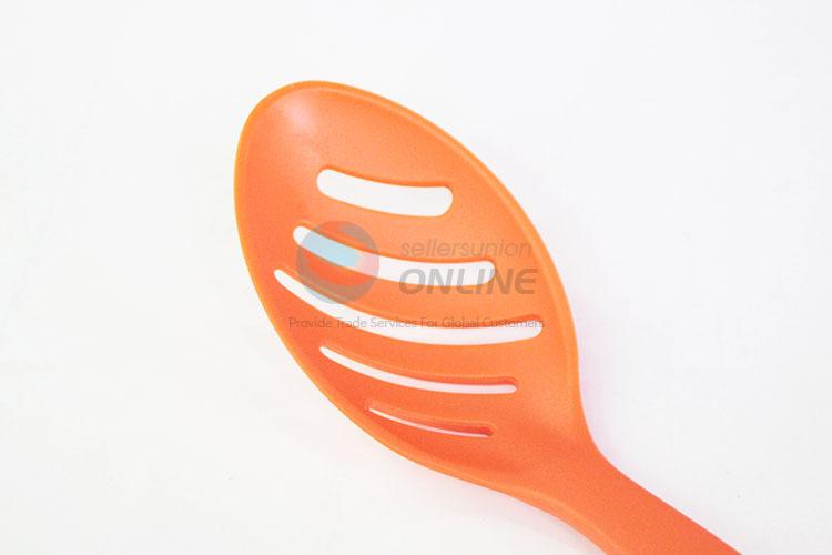 Promotional high quality leakage ladle