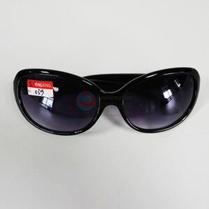 Normal Low Price Black Color Sunglasses