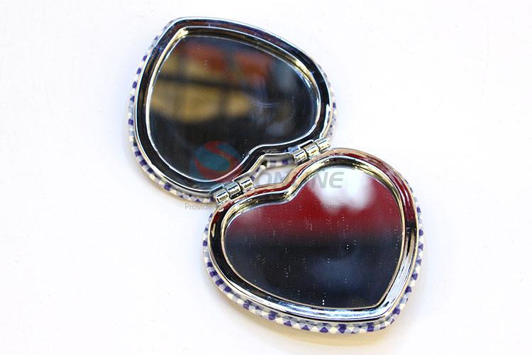 Nice Cake Printed Heart Shaped Pocket Cosmetic Mirror for Sale