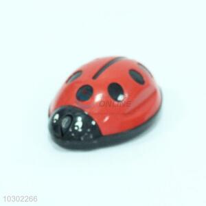 Cute design hot selling new arrival ladybird shaped brush