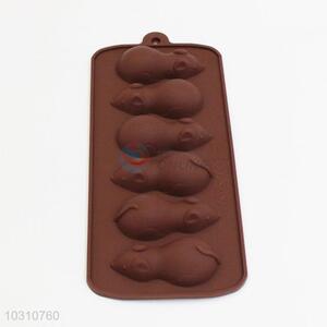 Wholesale cute fashionable low price cake mould