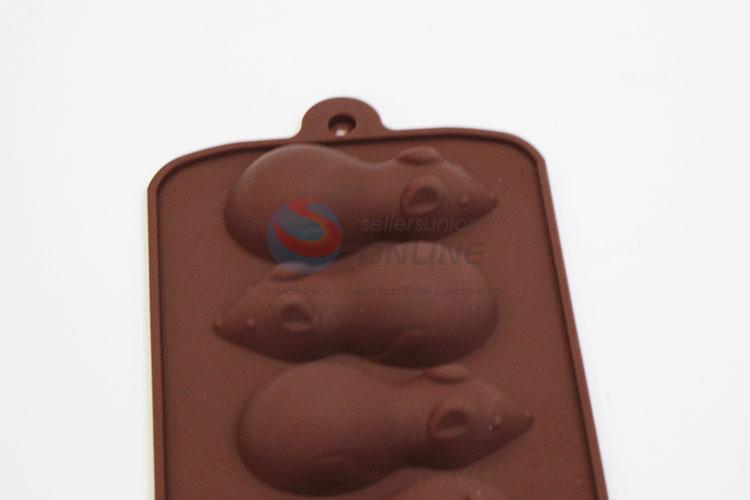 Wholesale cute fashionable low price cake mould