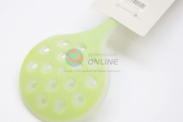 Low price cute useful green leakage ladle