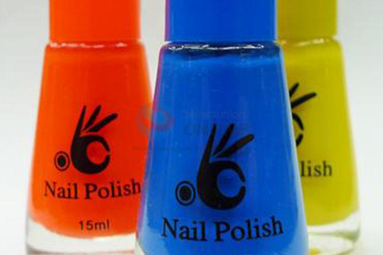 Simple Design Three Colors Easy Clean Nails Polish