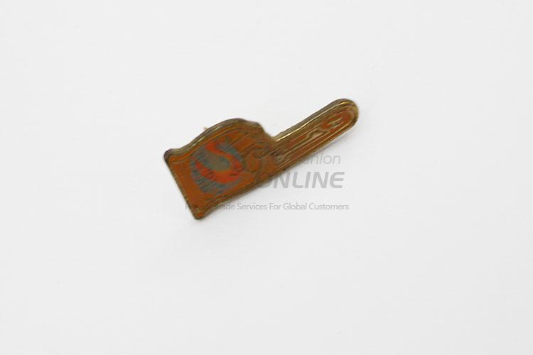 Customized design alloy finger enamel badges/pins