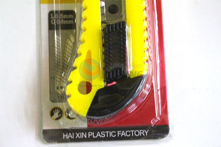 Eco-Friendly yellow cutter knife