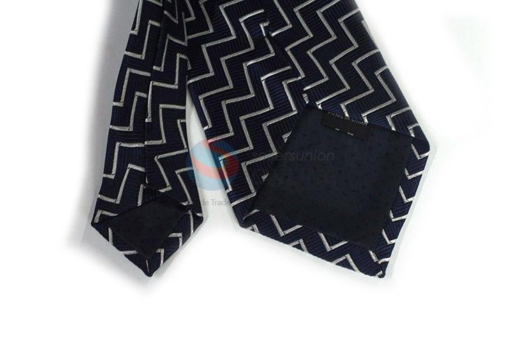 Popular low price printed necktie for gentlemen