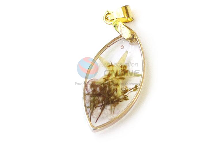 New Design Real Flower Drop Pendant With Gold Chain