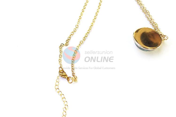 Fashion Moon Shape Real Flower Necklace Zinc Alloy Pendant