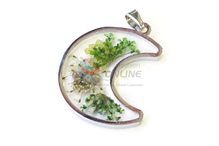 Best Quality Moon Shape Real Flower Pendant Delicate Pendant