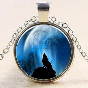 Promotional Wolf Sweater Chain Glass Jewelry Pendant For Women