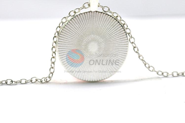 Top Selling Wolf Round Sweater Chain Glass Jewelry Pendant