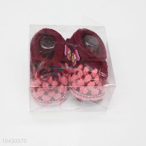 Lovely crochet handmade new born winter baby shoes