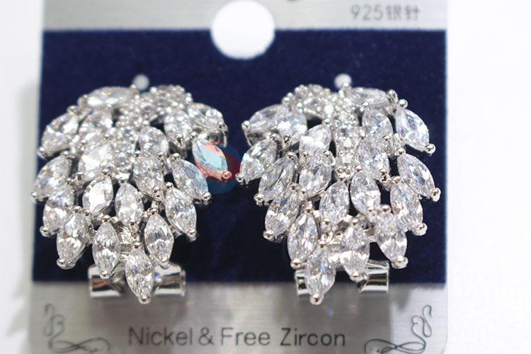 Latest arrival zircon ear stub