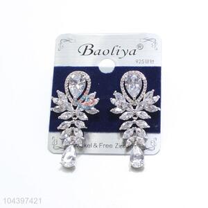 Creative design zircon earring