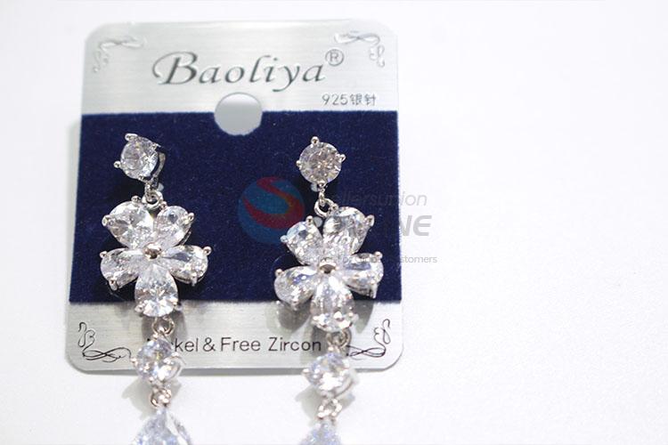 Promotional zircon earring