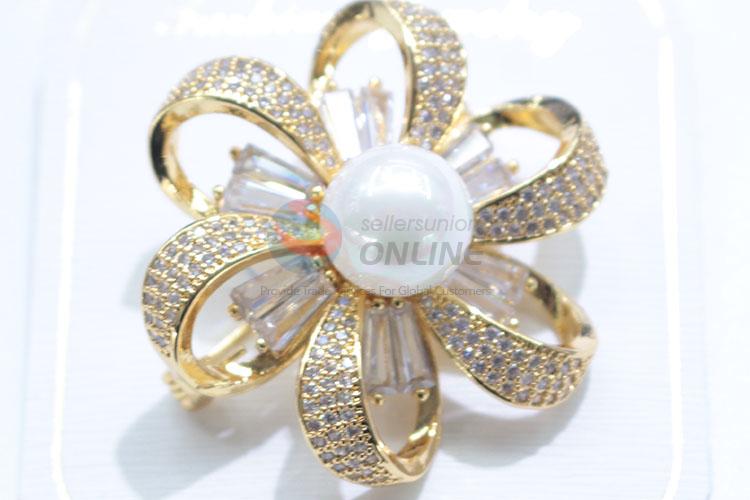 Beautiful design zircon brooch