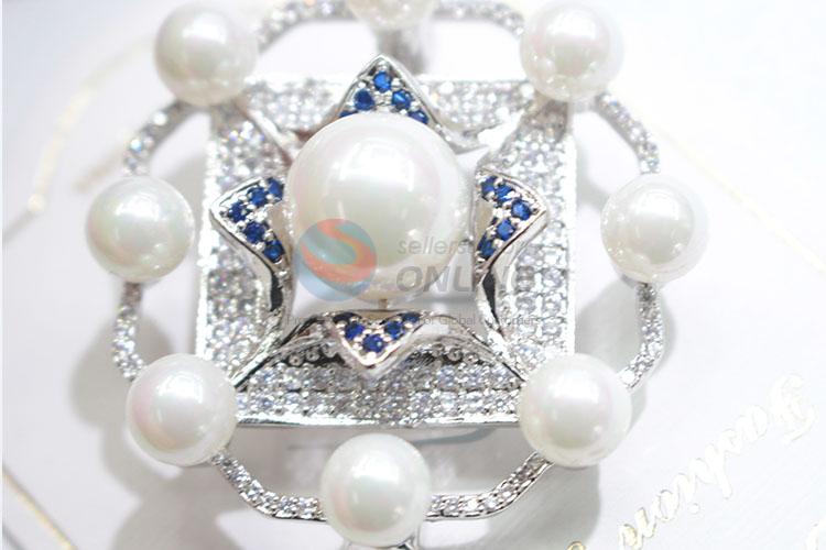 Promotional best fashionable zircon brooch