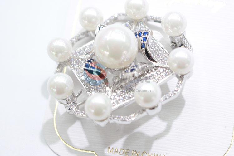 Promotional best fashionable zircon brooch