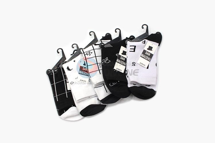 Wholesale custom low price printed thickened men cotton socks