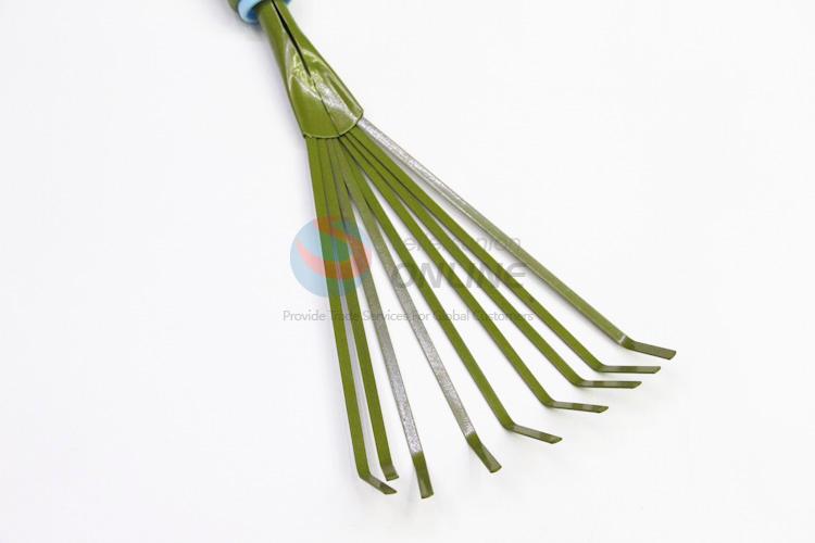 High Quality Iron Garden Rake Tool with Plastic Handle