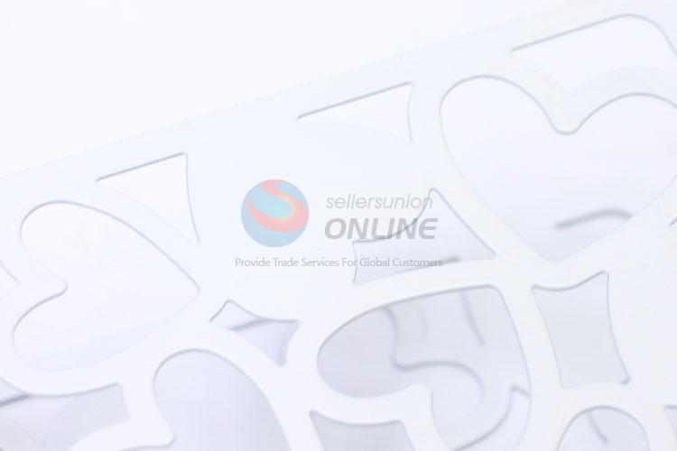 New Customized White Color Heart Decoration Napkin Holder Towel Rack