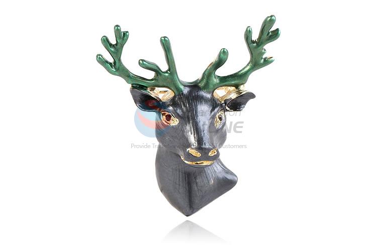 China OEM  deer shape alloy brooch