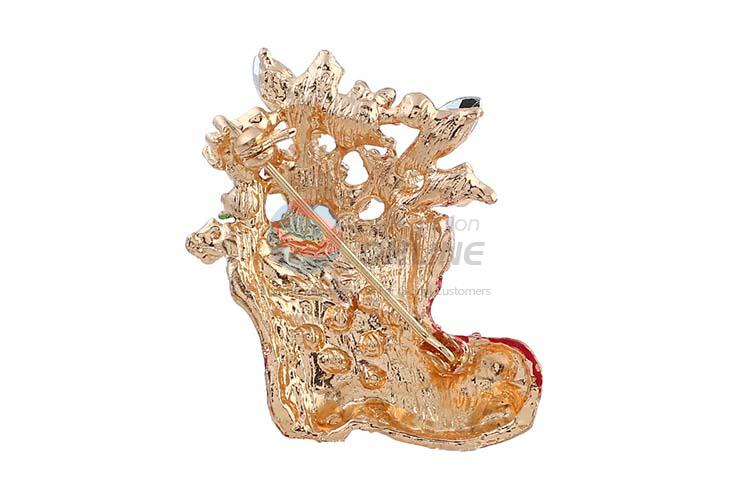 High grade custom Christams boot shape alloy brooch