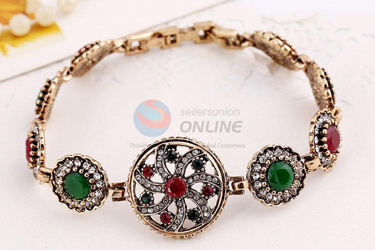 Fancy cheap rhinestone alloy bracelet