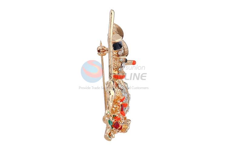 Customized wholesale cheap snowman shape alloy brooch