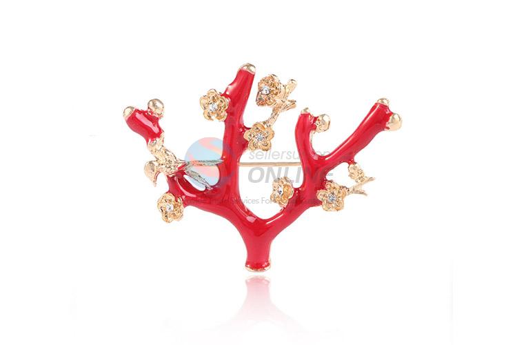 Low price tree shape alloy brooch