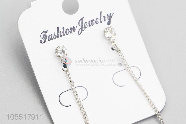 China Factory Mature Style Love Shape Earrings For Woman