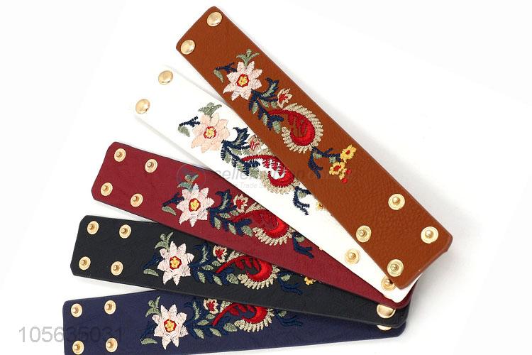 Excellent quality retro flower embroidered adjustable leather bracelet