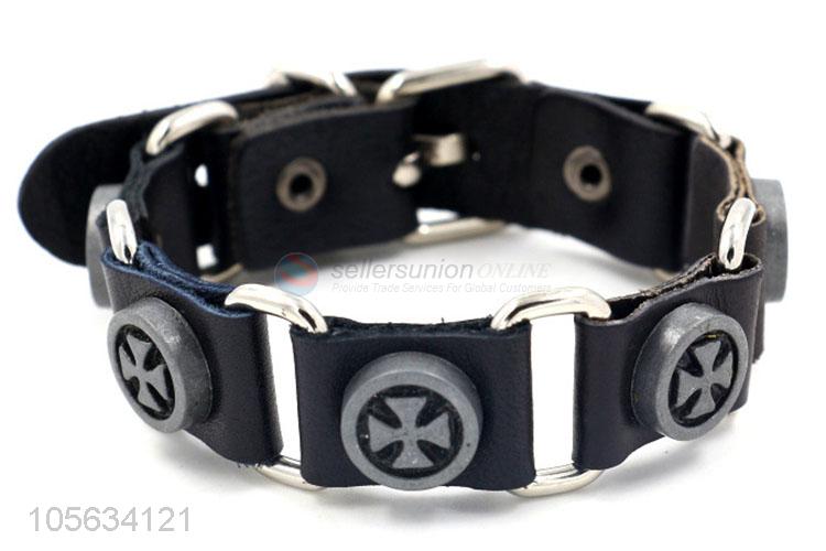 Bottom price handmade retro genuine leather cross bracelet for men