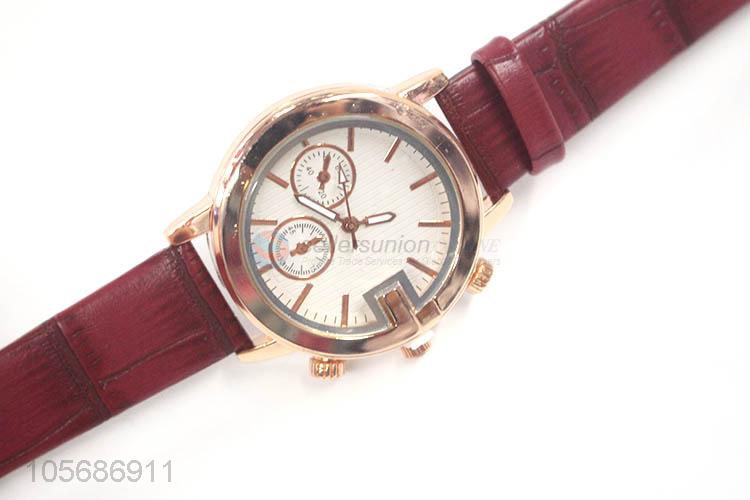 Delicate Design Fashion Watche With PU  Leather Watchband