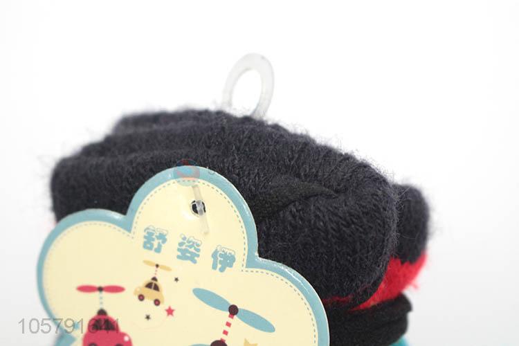 Cartoon Knitted Warm Gloves With Rope For Children